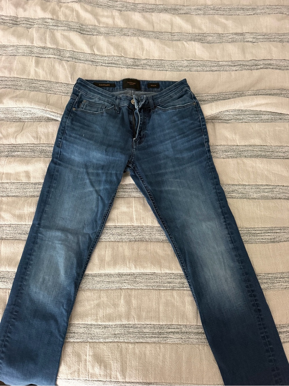 Men's Slim Straight Denim Jeans in Medium Blue
